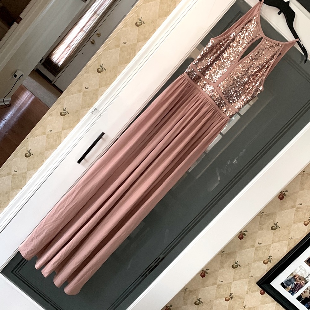 Morgan & Co. full length, sequence, sleeveless cocktail or prom dress. EC